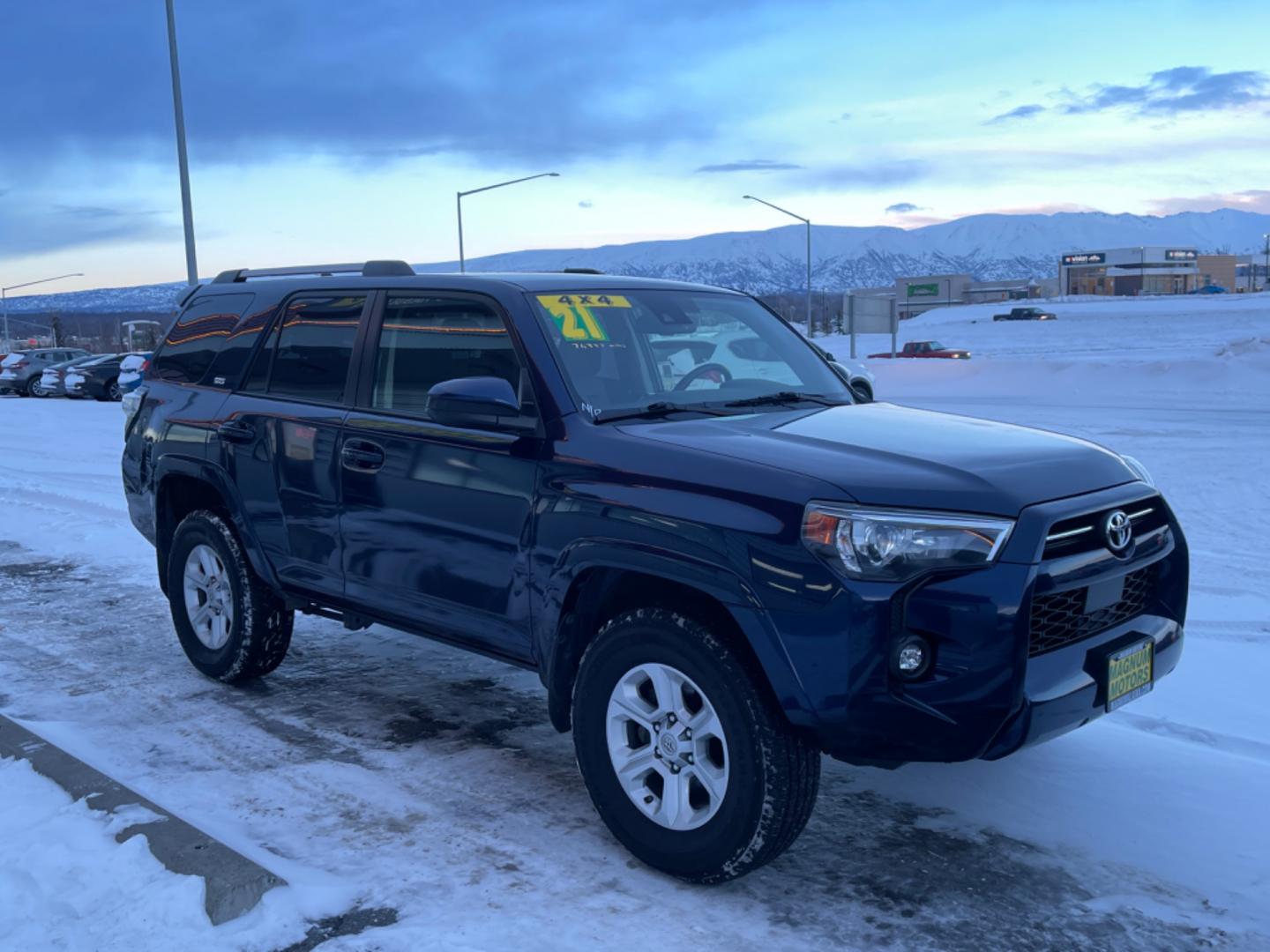 2021 Blue /charcoal cloth Toyota 4Runner SR5 4WD (JTEMU5JR4M5) with an 4.0L V6 DOHC 24V engine, 5A transmission, located at 1960 Industrial Drive, Wasilla, 99654, (907) 274-2277, 61.573475, -149.400146 - Photo#5